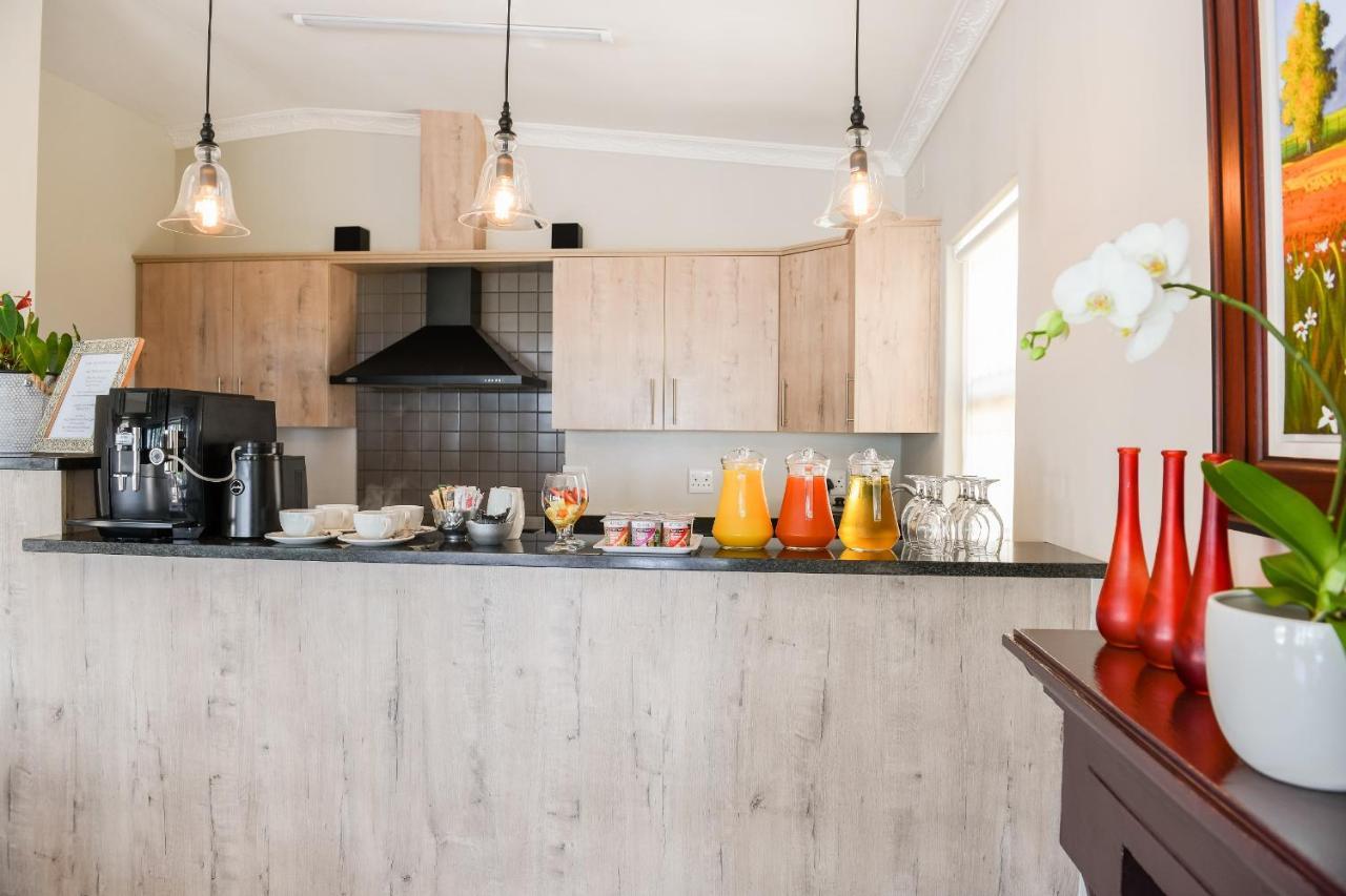 Four Palms Accommodation Durbanville Bagian luar foto