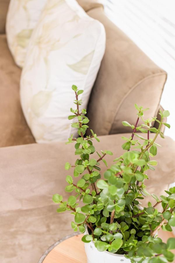 Four Palms Accommodation Durbanville Bagian luar foto