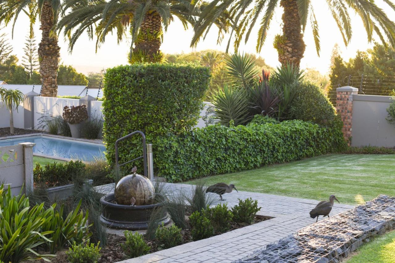 Four Palms Accommodation Durbanville Bagian luar foto