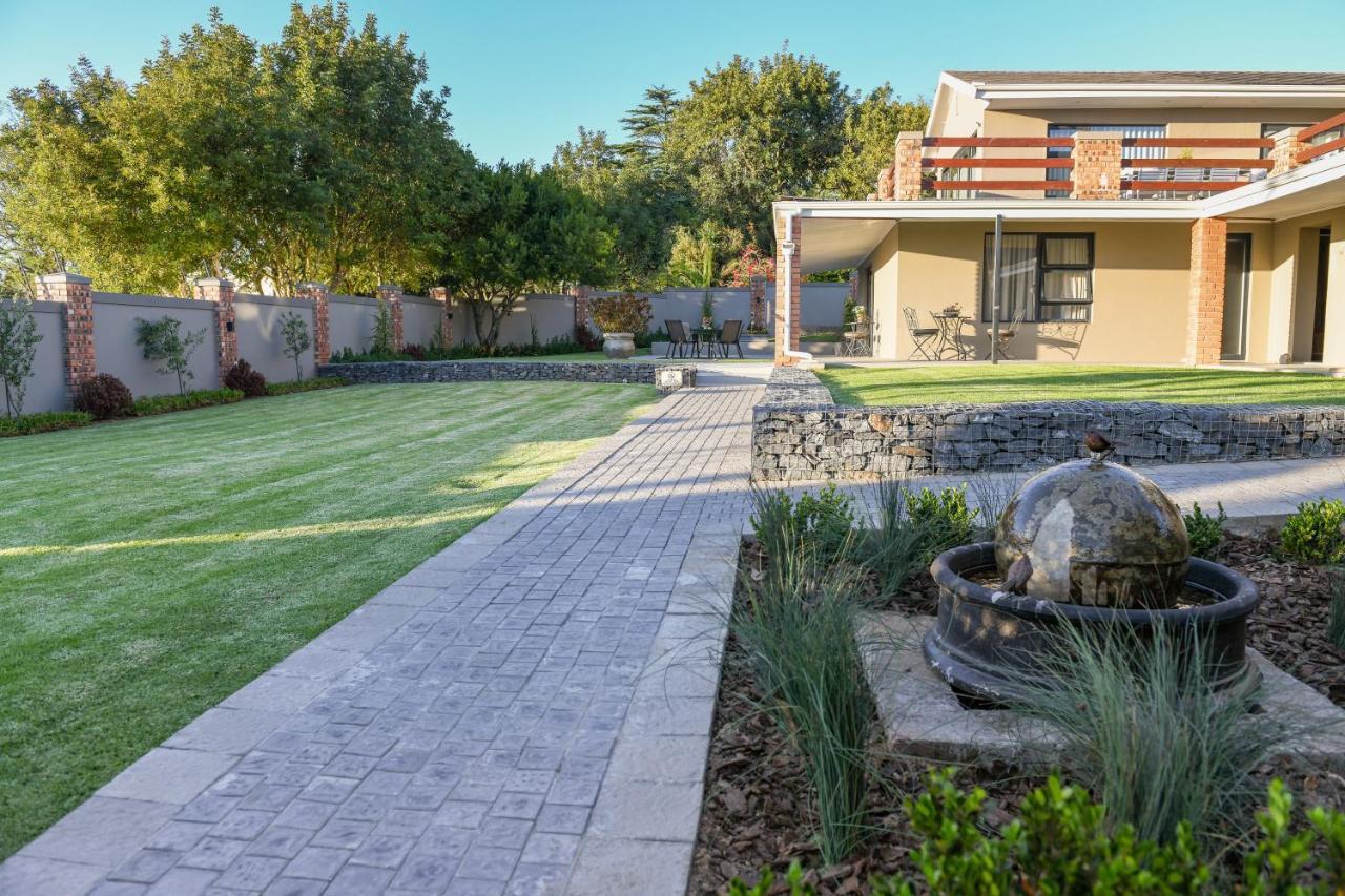 Four Palms Accommodation Durbanville Bagian luar foto