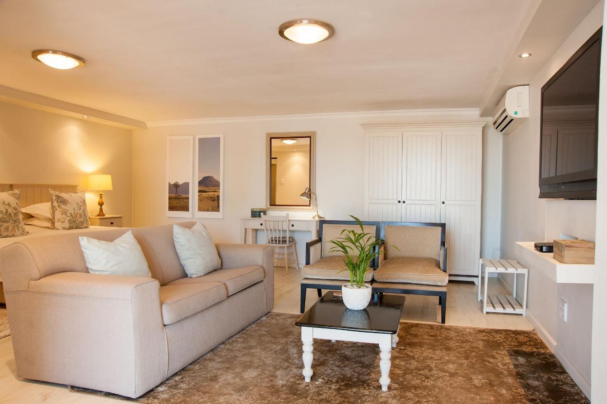 Four Palms Accommodation Durbanville Bagian luar foto