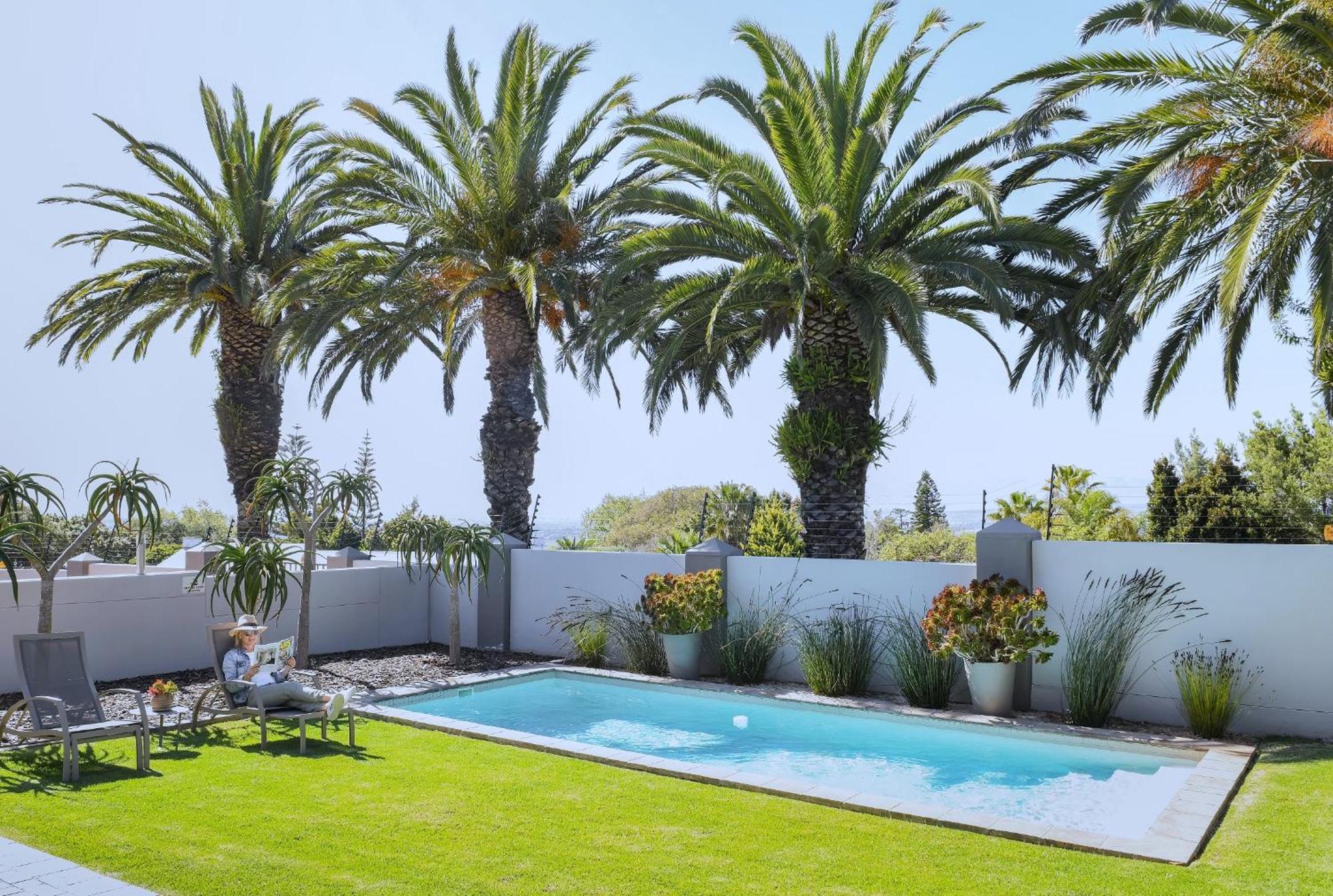 Four Palms Accommodation Durbanville Bagian luar foto